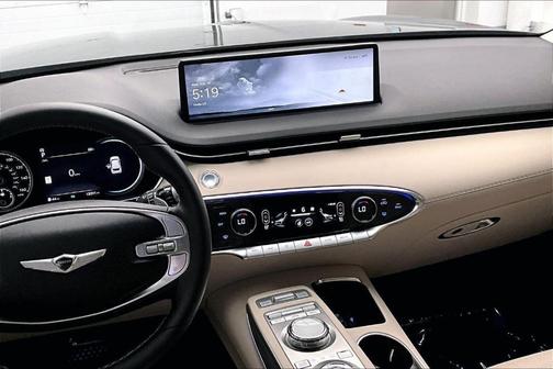 2025 Genesis GV70 2.5T