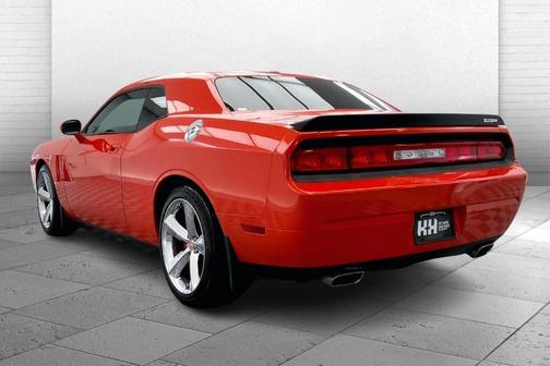 2008 Dodge Challenger SRT8