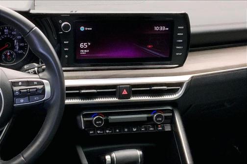 2022 Kia K5 EX