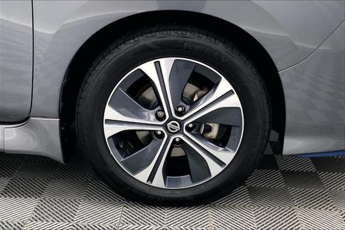 2020 Nissan Leaf SV PLUS