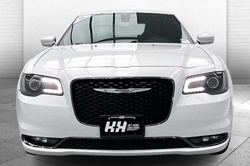 2019 Chrysler 300 S