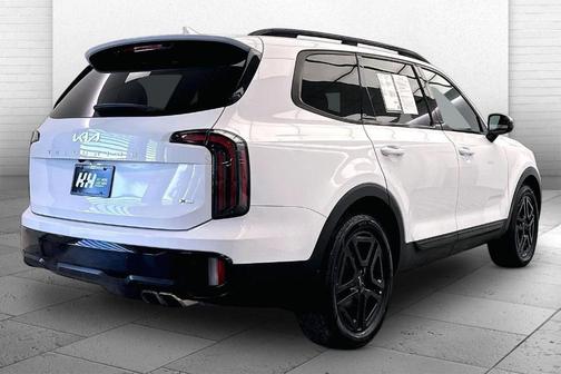 Glacial White Pearl 2024 Kia Telluride SX