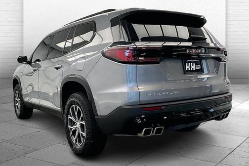 2024 GMC Acadia AT4
