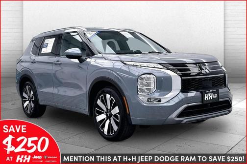 2025 Mitsubishi Outlander SEL