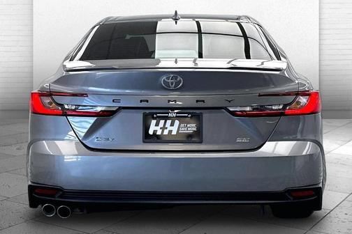 Metal 2025 Toyota Camry SE