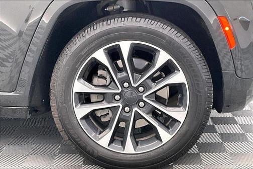 2022 Jeep Grand Cherokee L Overland