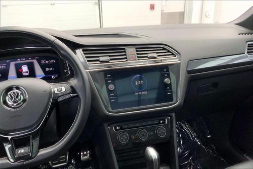 2021 Volkswagen Tiguan 2.0T SEL Premium R-Line