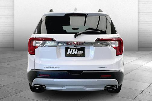 2022 GMC Acadia SLT