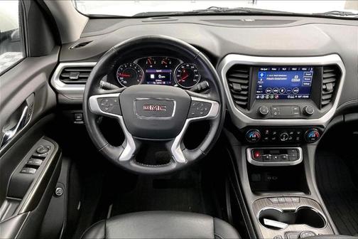 2022 GMC Acadia SLT