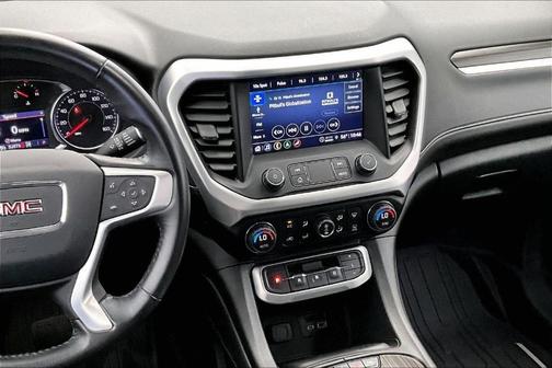 2022 GMC Acadia SLT