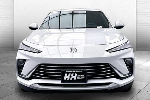 Summit White 2025 Buick Envista Preferred