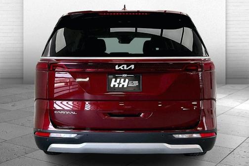2024 Kia Carnival EX
