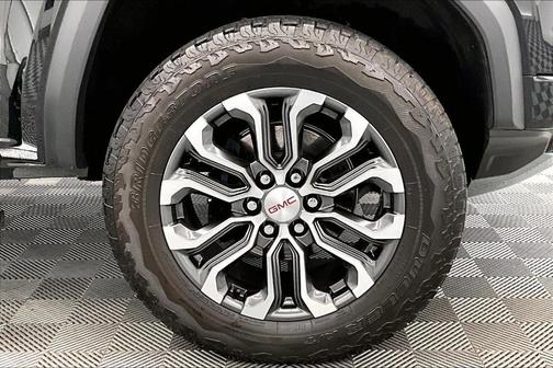 2023 GMC Canyon Denali