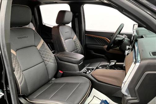 2023 GMC Canyon Denali