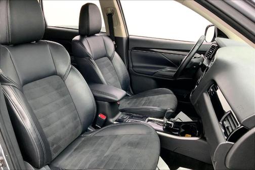 2019 Mitsubishi Outlander LE