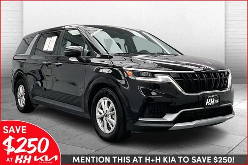 2023 Kia Carnival LX