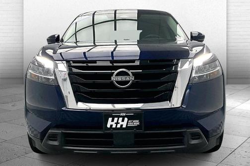 2022 Nissan Pathfinder S