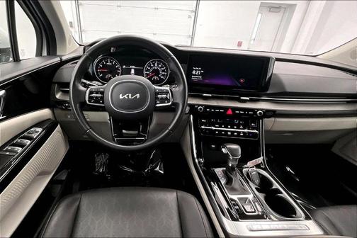 2024 Kia Carnival EX