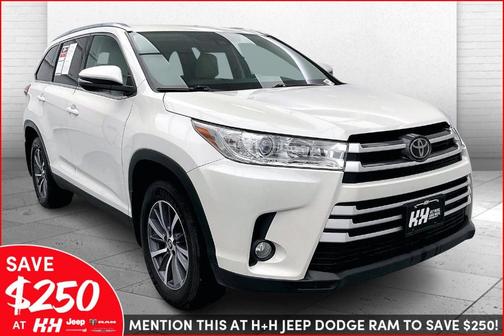 2019 Toyota Highlander SE