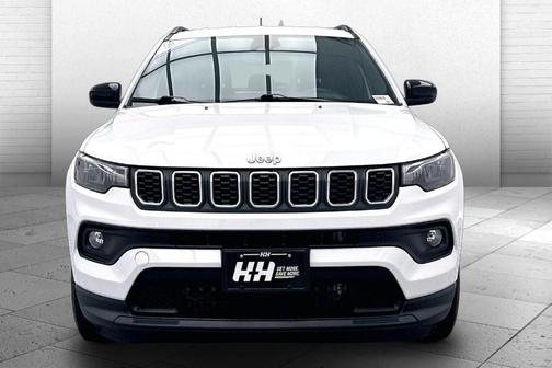 Bright White Clearcoat 2024 Jeep Compass Latitude Lux