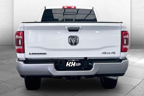 Bright White Clearcoat 2022 RAM 3500 Laramie