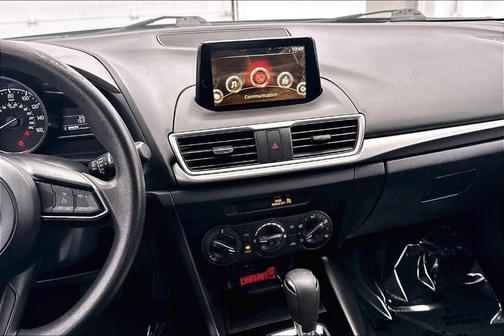 2018 Mazda Mazda3 Sport