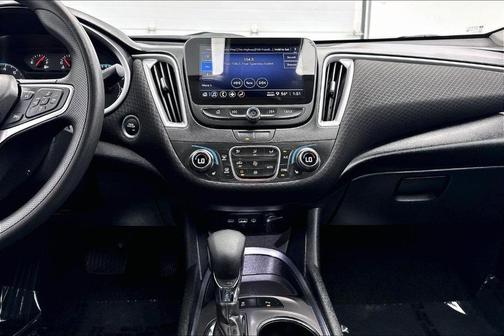 2025 Chevrolet Malibu LT