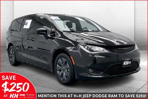 2020 Chrysler Pacifica Hybrid Touring