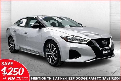 2023 Nissan Maxima SV