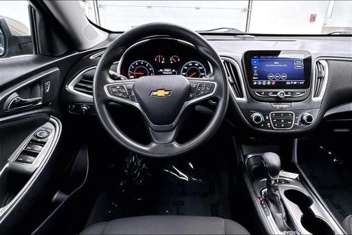 2025 Chevrolet Malibu LT