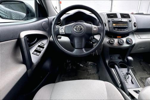 2011 Toyota RAV4 4-SPD NATL
