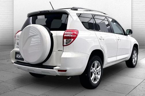 2011 Toyota RAV4 4-SPD NATL