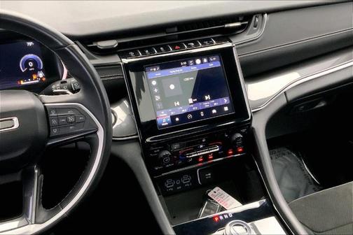 2022 Jeep Grand Cherokee L Laredo