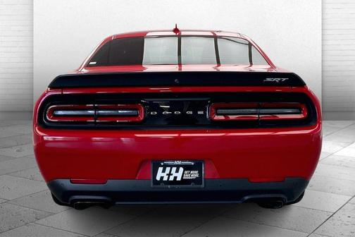 2015 Dodge Challenger SRT Hellcat