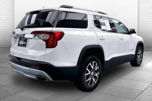 Summit White 2023 GMC Acadia SLE