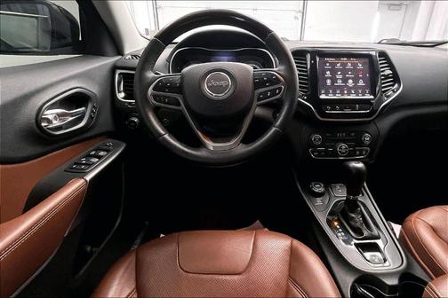 2019 Jeep Cherokee Overland