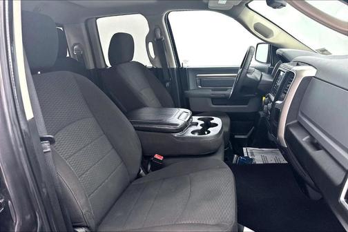 2020 RAM 1500 Classic SLT