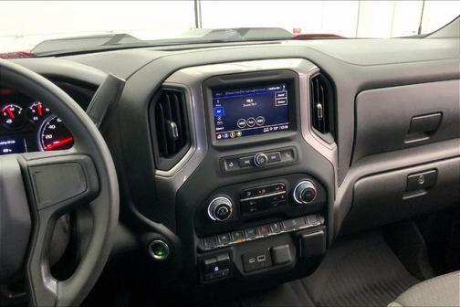 2024 Chevrolet Silverado 1500 Custom Trail Boss