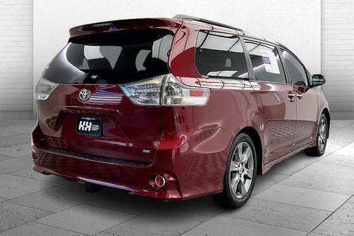 2015 Toyota Sienna SE