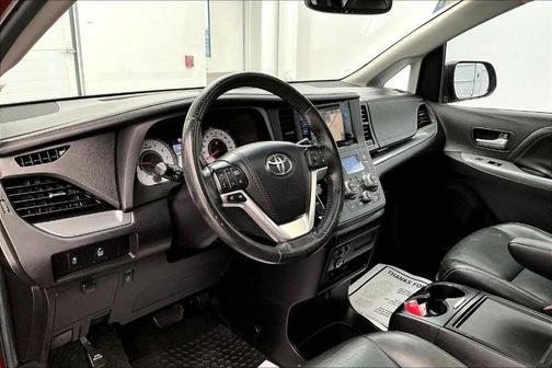 2015 Toyota Sienna SE