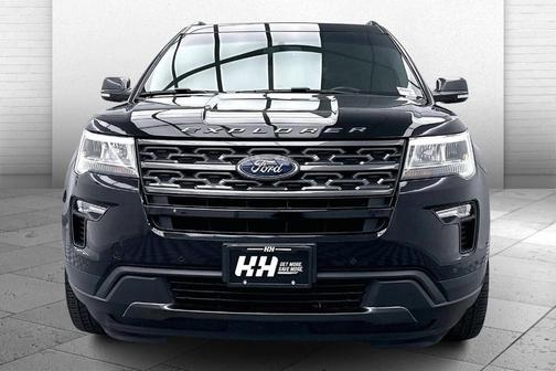 Magnetic Metallic 2018 Ford Explorer XLT