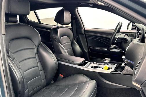 2022 Kia Stinger GT2