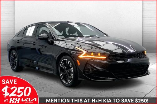 2022 Kia K5 GT-Line