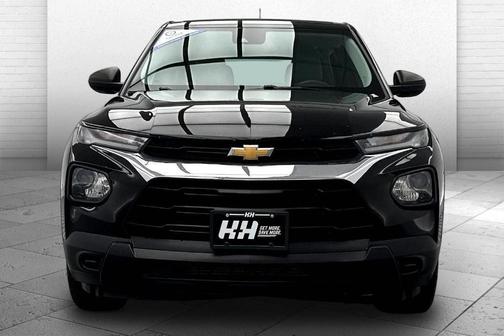 Mosaic Black Metallic 2021 Chevrolet Trailblazer LS