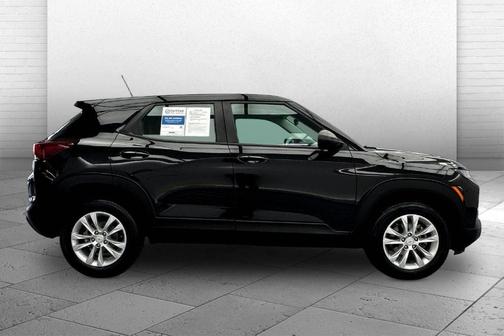 Mosaic Black Metallic 2021 Chevrolet Trailblazer LS