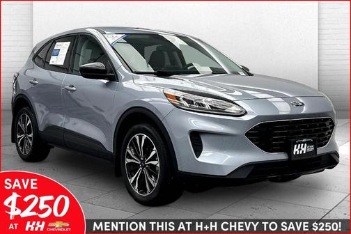 Ice Blue 2022 Ford Escape SE