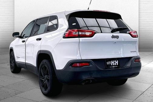 2016 Jeep Cherokee Sport