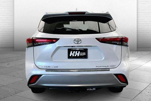 2022 Toyota Highlander Platinum