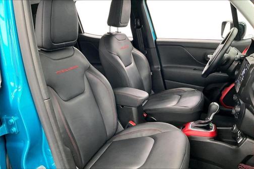 2022 Jeep Renegade Trailhawk