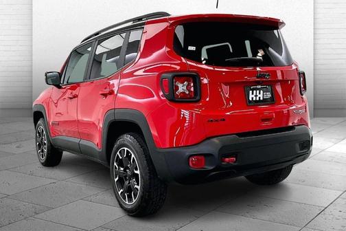2023 Jeep Renegade Trailhawk